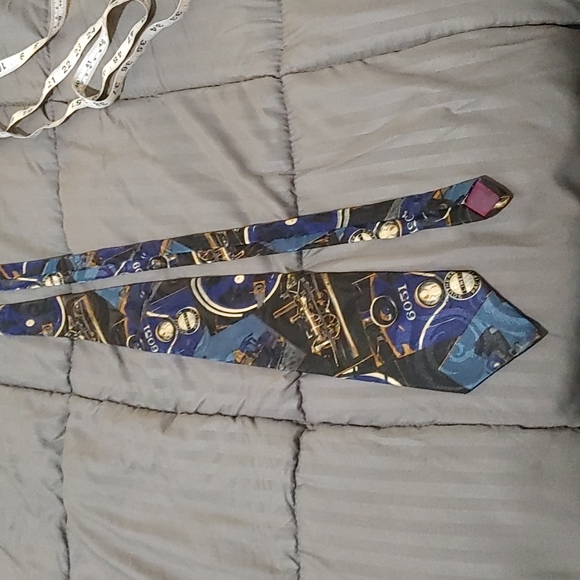 Mens Novelty Train Print Neck Tie - Picture 2 of 7